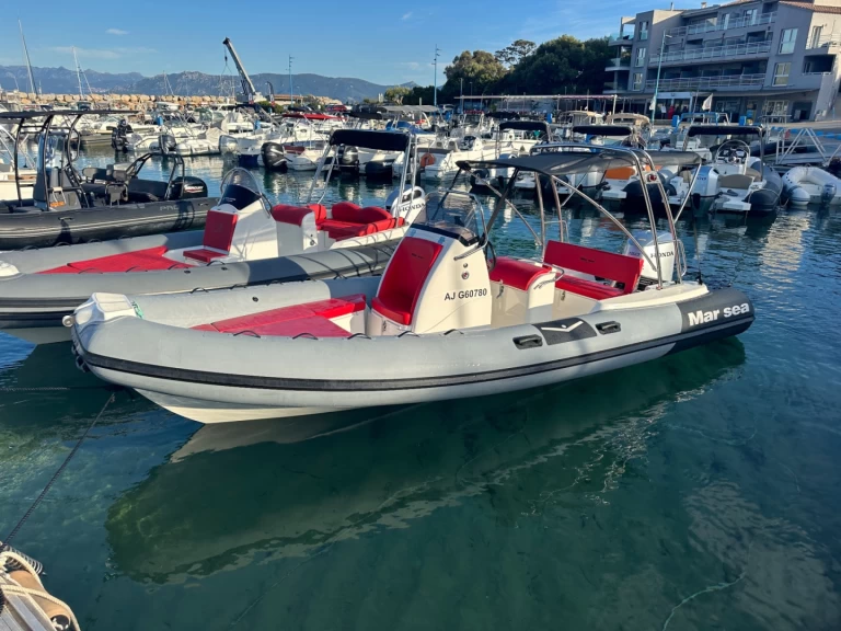 MAR SEA MARSEA 650 mieten Porto Pollo