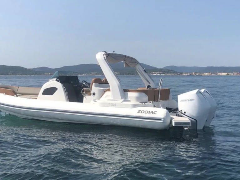Bootsverleih Zodiac Medline 9 Port Grimaud Samboat
