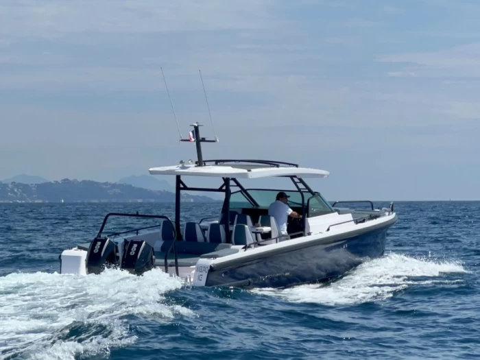 YachtCharter in Port Grimaud - Axopar Axopar 37 Sun-Top auf SamBoat