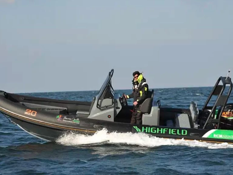 Bootsverleih Highfield 700 THOMAS COVILLE Cogolin Samboat