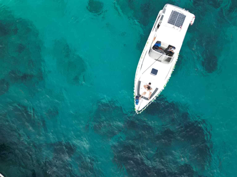 Motorboot mit oder ohne Skipper Gobbi mieten in St. Paul's Bay