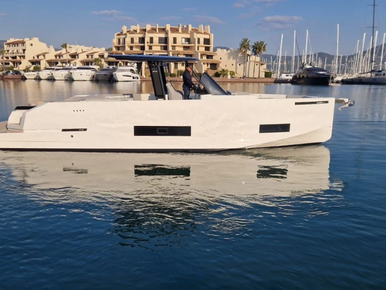 Yacht mieten in Port Grimaud - DE ANTONIO Yachts De Antonio D42 Open