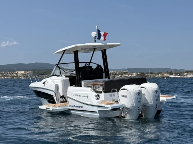 Motorboot mieten in Port Grimaud - Jeanneau Cap Camarat 9.0 WA