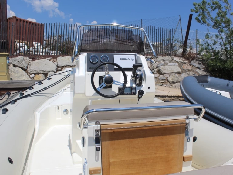 Schlauchboot mieten in Hyères zum besten Preis