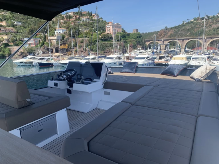 Bootsverleih Pardo Yachts PARDO 60 ENDURANCE Port Grimaud Samboat