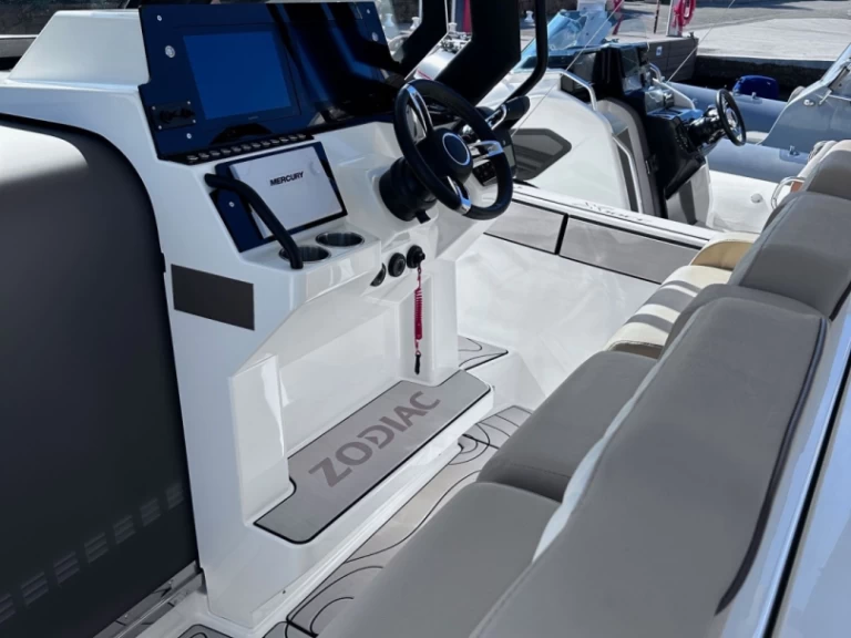 Boot mieten Cogolin günstig X10CC