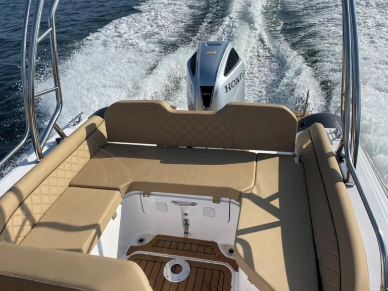 Schlauchboot mieten in Cogolin - Salpa Salpa Soleil 23