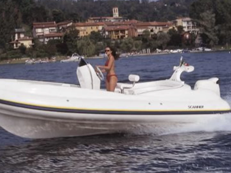 Schlauchboot mieten in Nettuno zum besten Preis