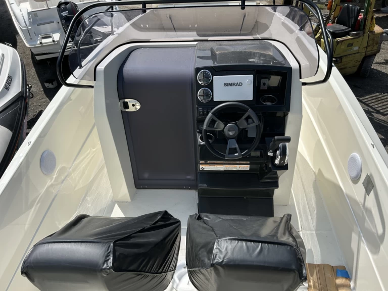 Ein Quicksilver 705 Open mieten in Saint-Martin-de-Ré