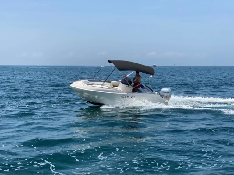 Motorboot mieten in Funtana-Fontane zum besten Preis