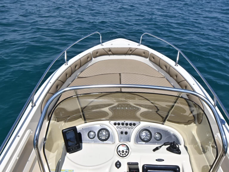 Motorboot mieten in Funtana-Fontane - Ranieri Voyager 640