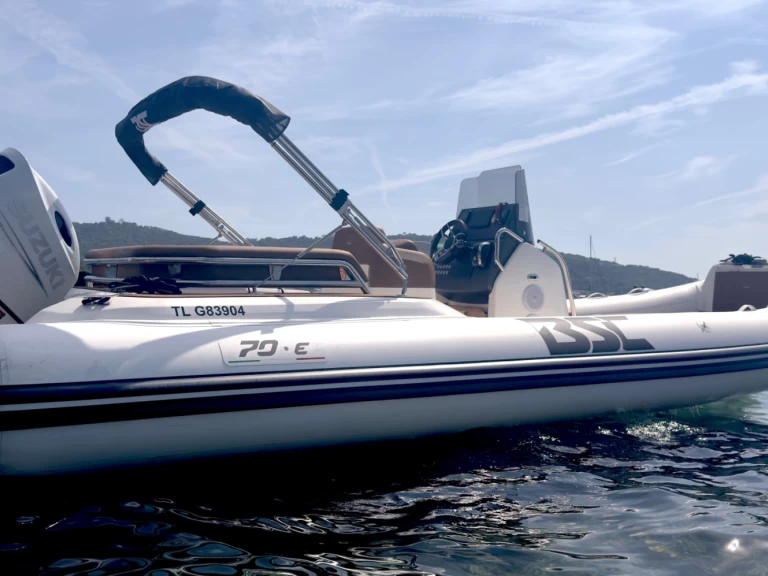 Ein Bsc Bsc 70 élégance mieten in Hyères