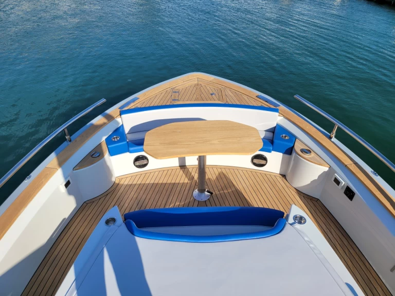 Motorboot mieten in Sorrent zum besten Preis