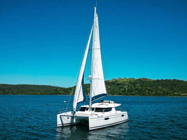 Motorboot mit oder ohne Skipper Fountaine Pajot mieten in Bahía Culebra