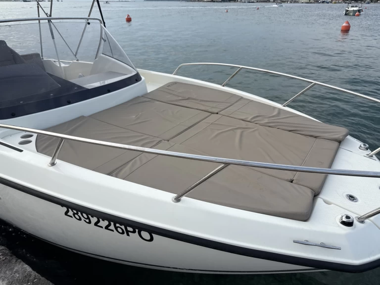 Quicksilver Activ 675 Sundeck mieten Porec Port
