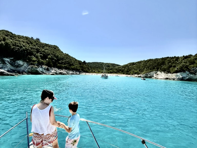 Motorboot mieten in Benitses Marina zum besten Preis