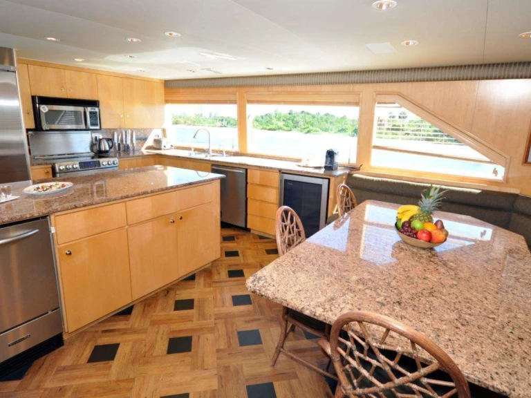 Vermietung Yacht Broward mit Führerschein