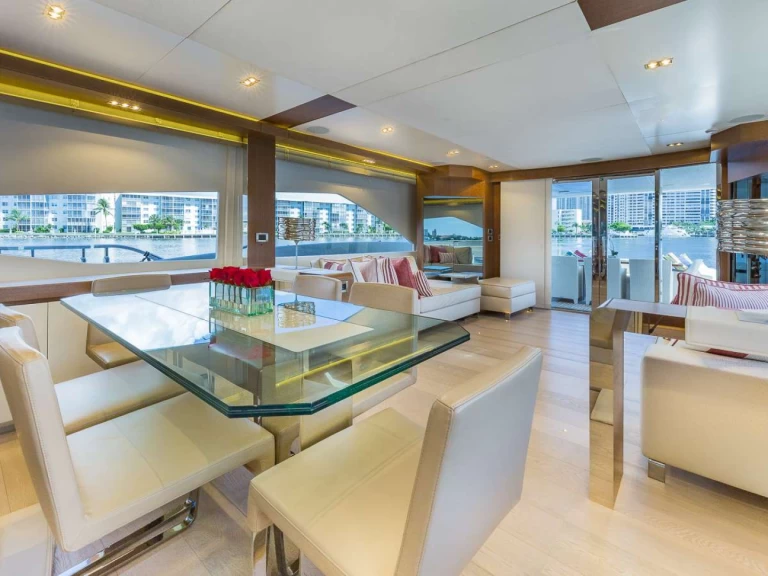 YachtCharter in Miami -  Dominator S.r.l GOLDEN 3 auf SamBoat