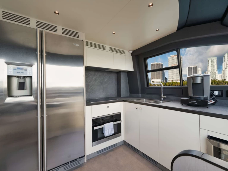 Yacht mit oder ohne Skipper Azimut mieten in Aventura