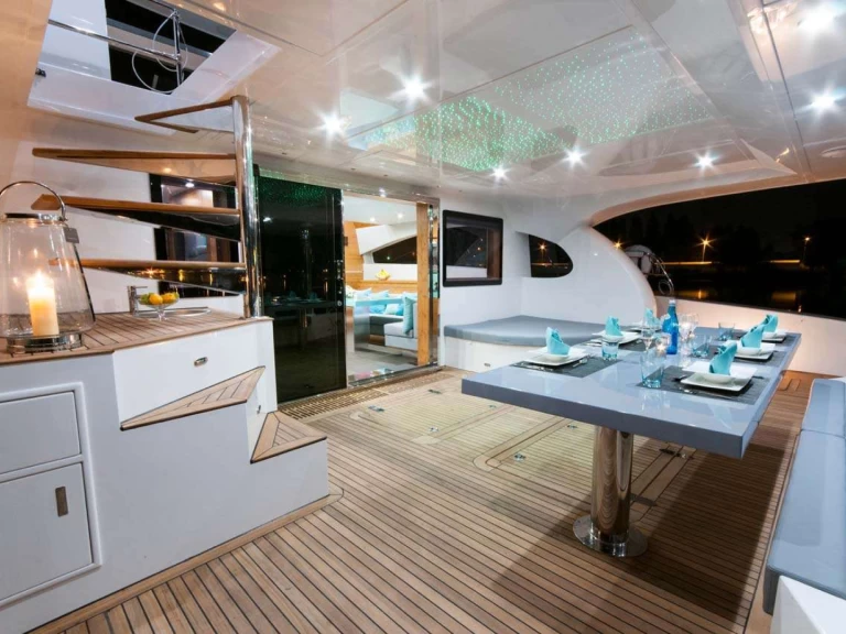 Sunreef SKYLARK mieten Griechenland