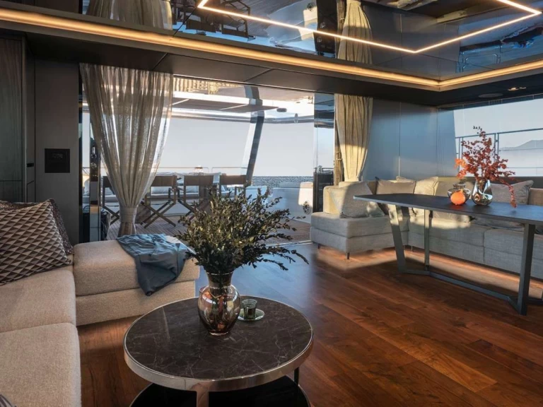 Ein Sunreef ALTEYA  mieten in Athen