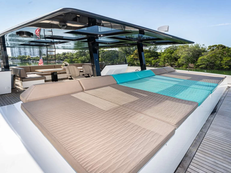 Ein Sunreef ISLAND MAJESTY mieten in Miami