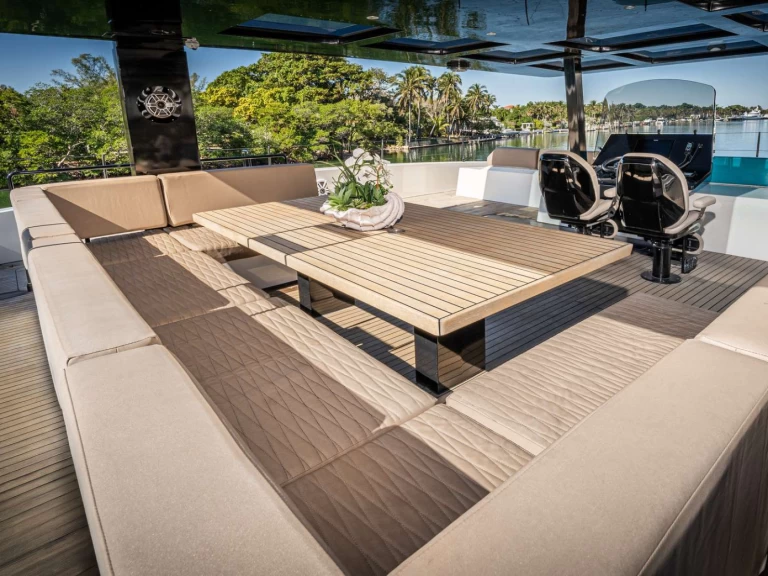 Boot mieten Miami günstig ISLAND MAJESTY