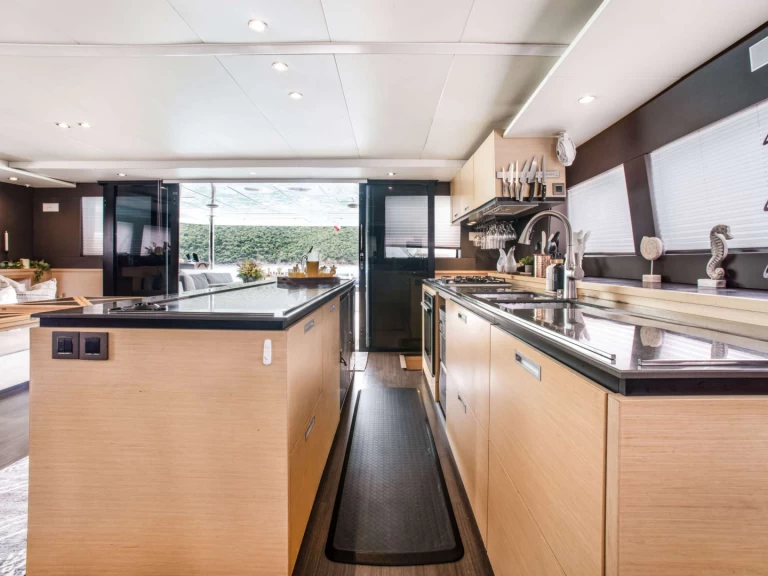 Ein Lagoon ULTRA mieten in Britische Jungferninseln