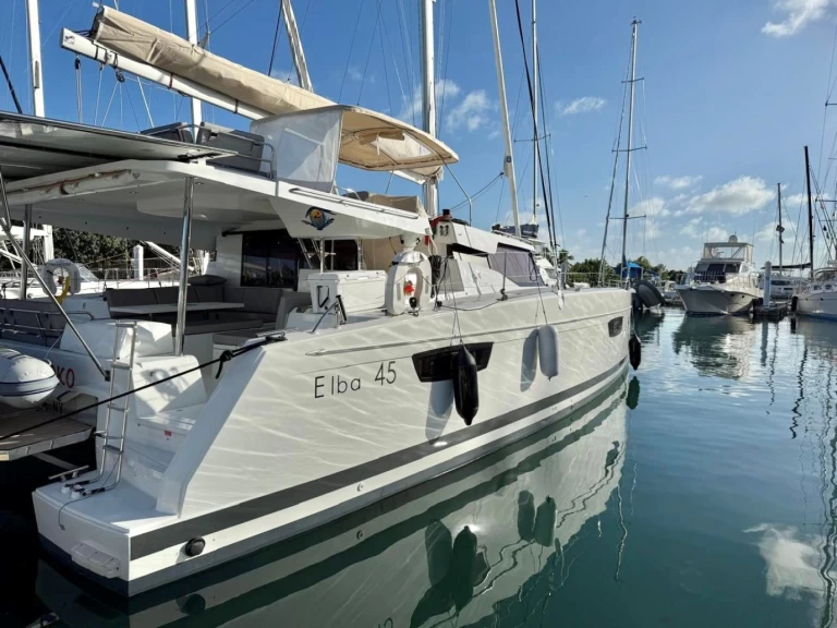 Katamaran mit oder ohne Skipper Fountaine Pajot mieten in Road Town