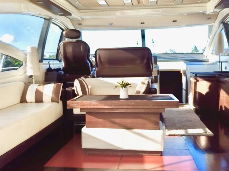 Bootsverleih Azimut Warren Kelly Miami Beach Samboat