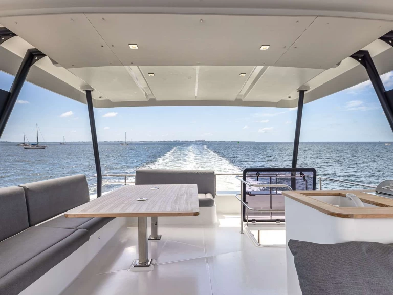 Ein Fountaine Pajot Happy Place mieten in Miami