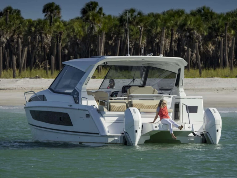 Yacht mit oder ohne Skipper Aquila mieten in Sardinien