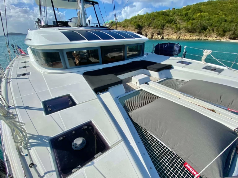 Vermietung Yacht Lagoon mit Führerschein