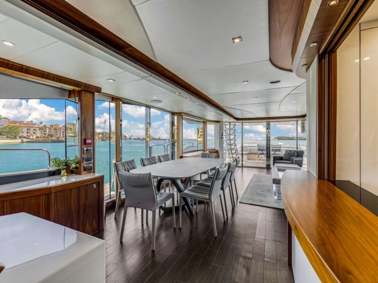 Yacht mit oder ohne Skipper Sunseeker mieten in Miami