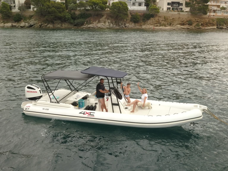 Schlauchboot mit oder ohne Skipper 4XC mieten in Roses