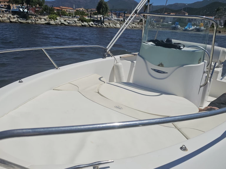 Motorboot mit oder ohne Skipper Sessa Marine mieten in Saint-Florent