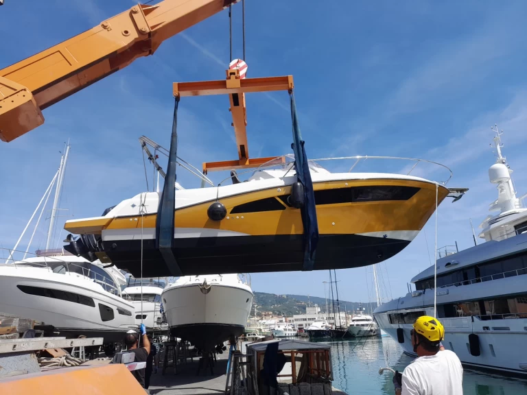 Motorboot mieten in Genua  - Jeanneau Cap Camarat 9.0 WA