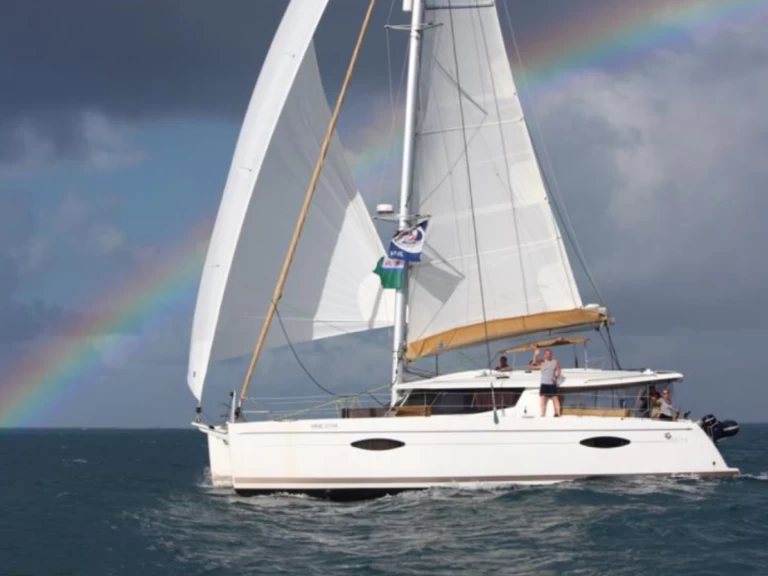 Katamaran mit oder ohne Skipper Fountaine Pajot mieten in Porto Montenegro