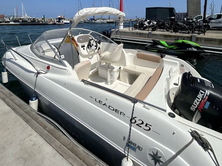 Motorboot mieten in Barcelona zum besten Preis