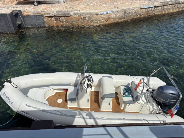 Ein Bombard Sunrider 650 Neo Edition mieten in Begur