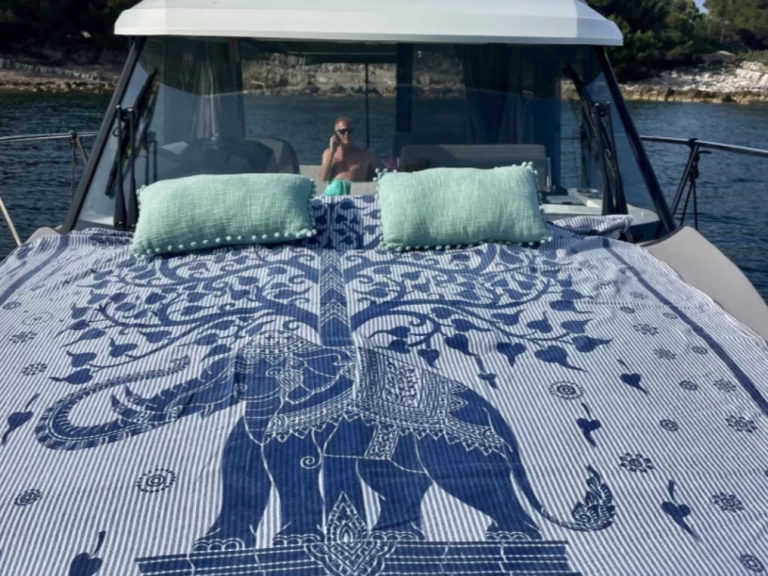 Ein Jeanneau Merry Fisher 895 Cruiser mieten in Mandelieu-la-Napoule