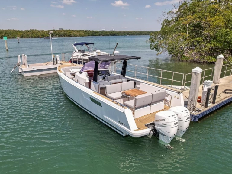 Motorboot mieten in Golfe-Juan - Pardo Yachts 36