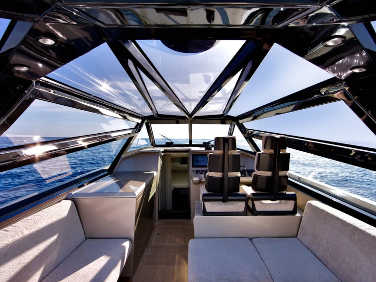 YachtCharter in Saint-Jean-Cap-Ferrat - WALLY YACHTS power 47 auf SamBoat