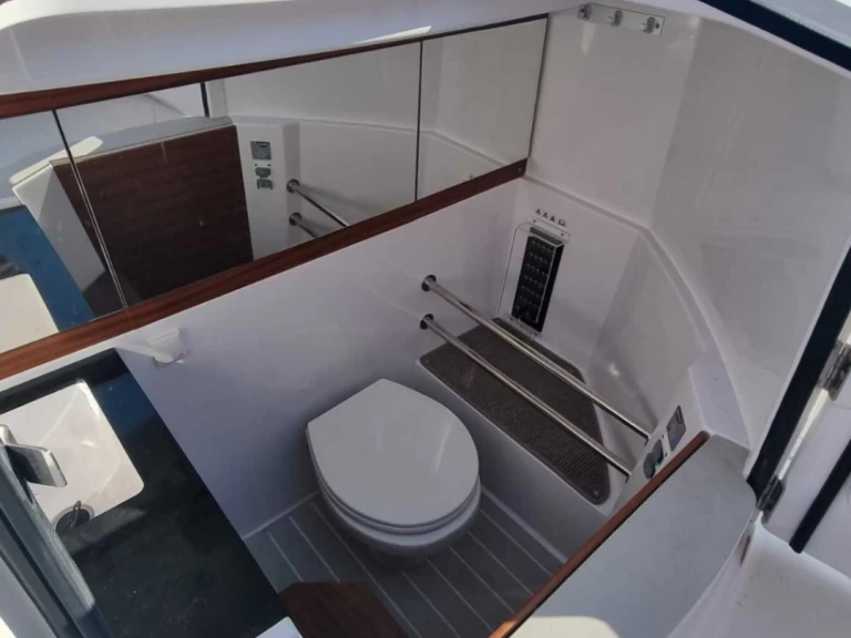 Boot mieten Trogir günstig Axopar 28 T-Top