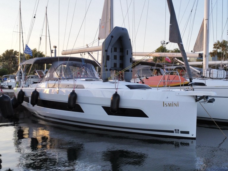 YachtCharter in Álimos - Dufour Dufour 41 - 3 cab. auf SamBoat