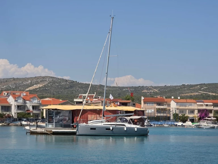 Segelboot mieten in Rogoznica zum besten Preis
