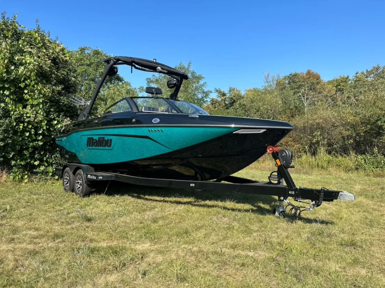 Boot mieten Vienna günstig Wakesetter 23LSV