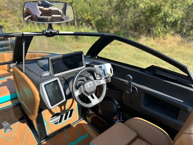 Vermietung Motorboot Malibu mit Führerschein