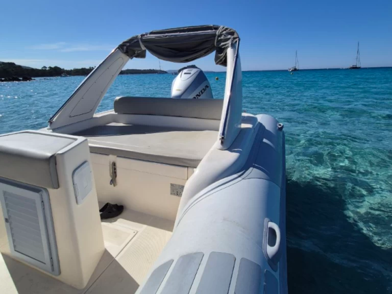 Schlauchboot mieten in Hyères zum besten Preis