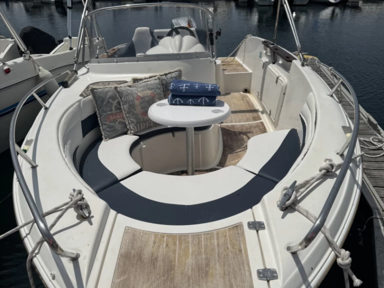 Quicksilver Quicksilver 600 Commander mieten Porto Deportivo Sanxenxo